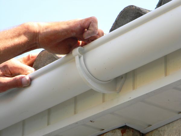 Plastic Gutter Repair in New Albany